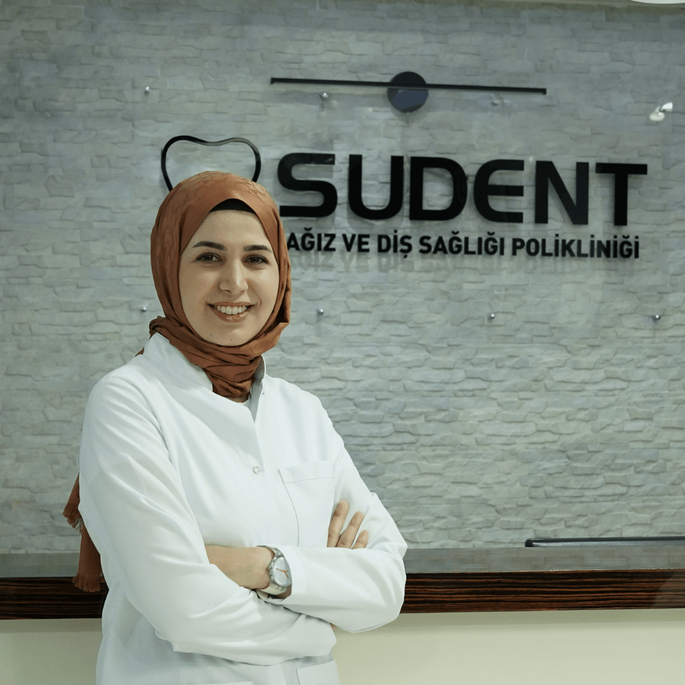 Dentist DT. Dilara Paşahan Sudent - Oral and Dental Health Polyclinic